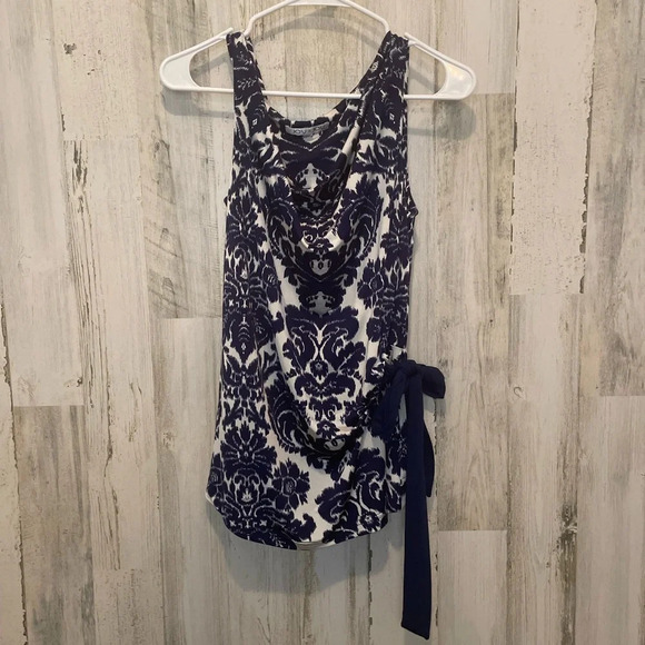Joy Joy Floral Printed Tie Waist Sleeveless Top- Navy/Ivory size M - Picture 1 of 5